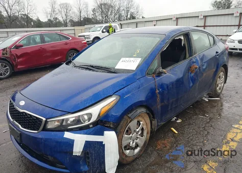 2018 Kia Forte Lx from USA, damaged, VIN 3KPFK4A78JE222575
